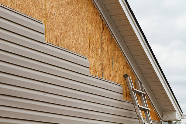 24/7 Emergency Storm Damage Siding Repair experts in Carson, WA